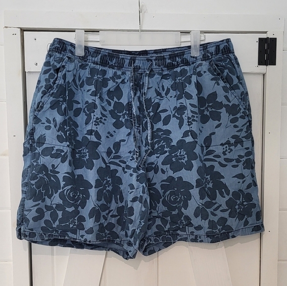 Karen Scott Chambray Cotton Drawstring Printed Shorts - Picture 2 of 9